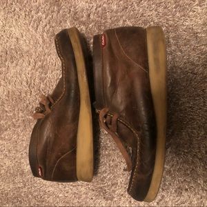 Clarks wallabee shoes / boots